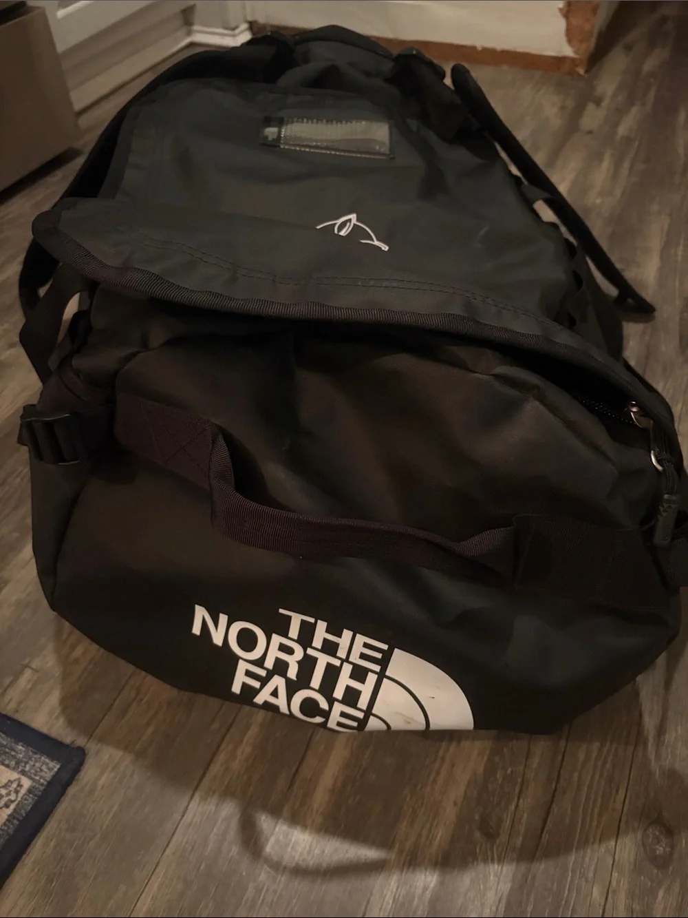 The North Face Large Base Camp Duffle -95L like new